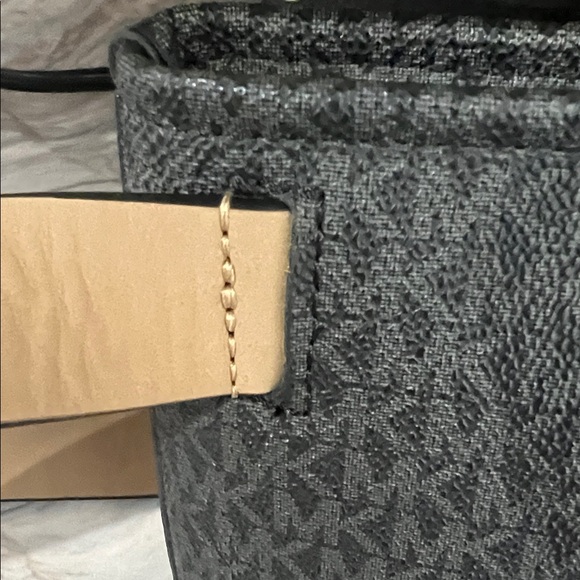 Michael Kors Black Logo Stripe Belt Bag with Gray and White Center Stripe NWOT - Picture 4 of 9